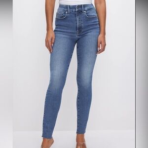 Good American Skinny Jeans in Classic Blue